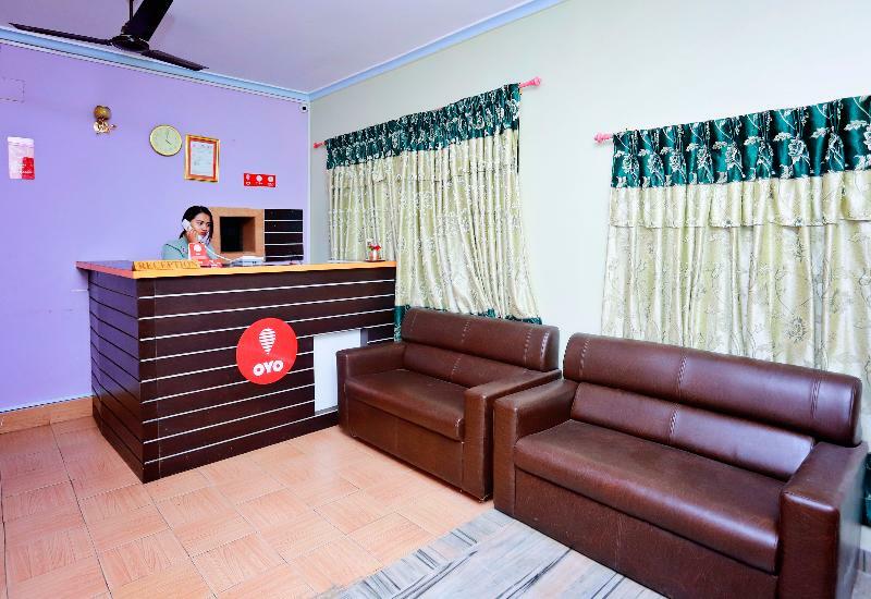 Oyo 575 Api Suites โพคารา ภายนอก รูปภาพ