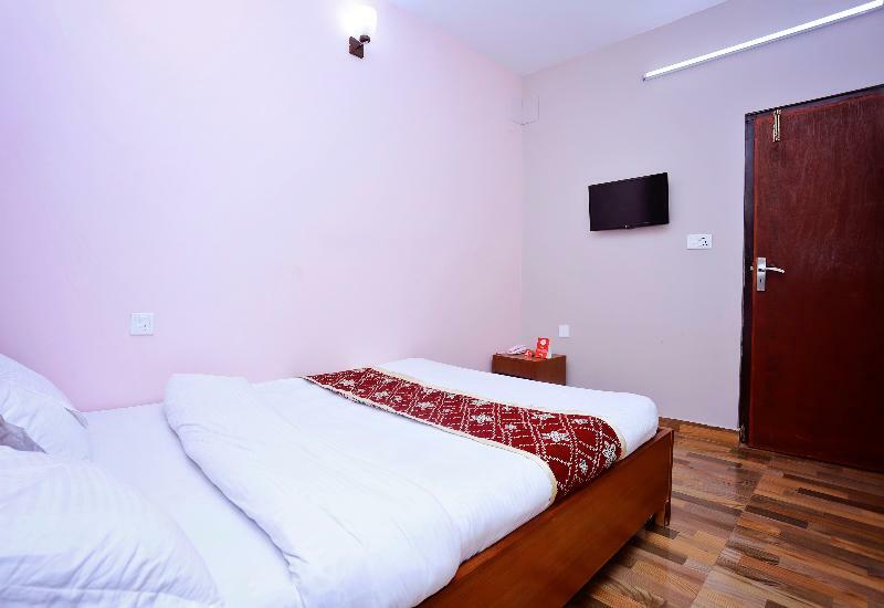 Oyo 575 Api Suites โพคารา ภายนอก รูปภาพ