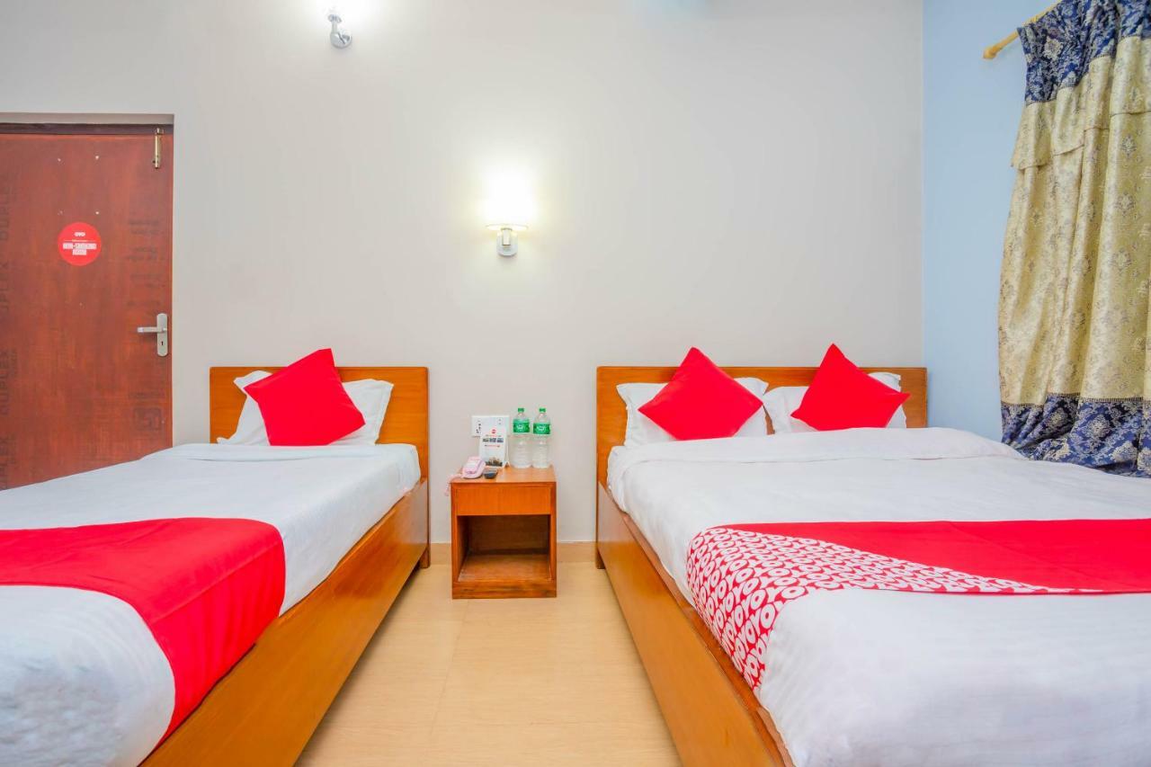 Oyo 575 Api Suites โพคารา ภายนอก รูปภาพ