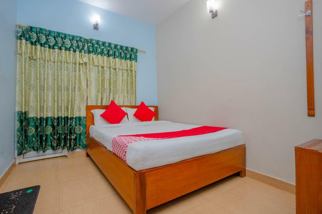 Oyo 575 Api Suites โพคารา ภายนอก รูปภาพ