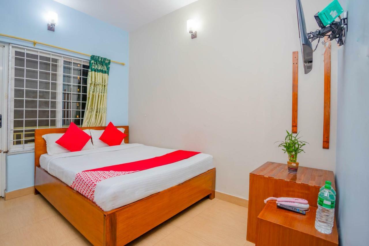 Oyo 575 Api Suites โพคารา ภายนอก รูปภาพ